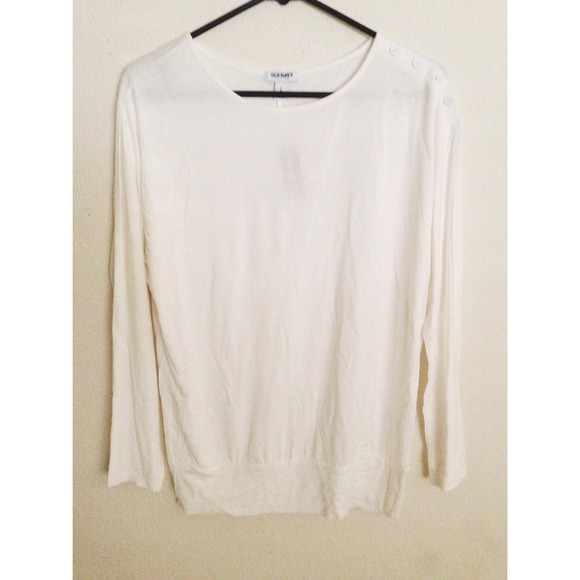 White Old Navy Long Sleeves