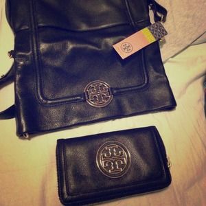 Brand new Tory Burch Wallet only