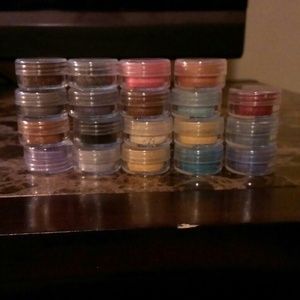 Myo pigments