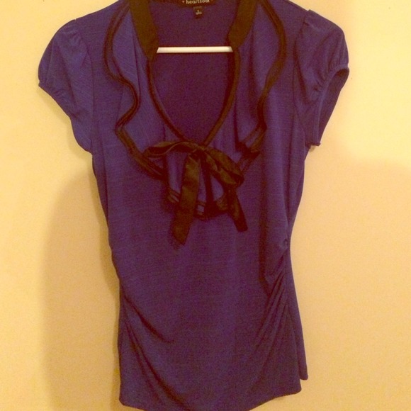 Black & blue dressy top