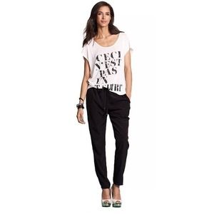 Tops - Ceci n'est pas un T-shirt Tops - Ceci n'est pas un T-shirt