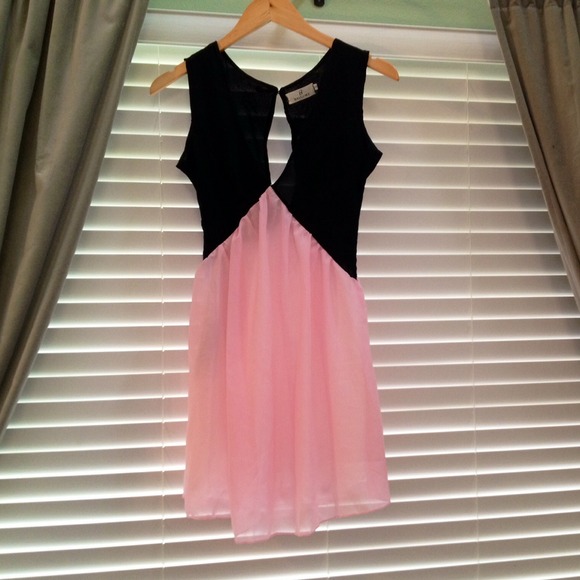 ***SOLD*** Sheer dress - Picture 2 of 4