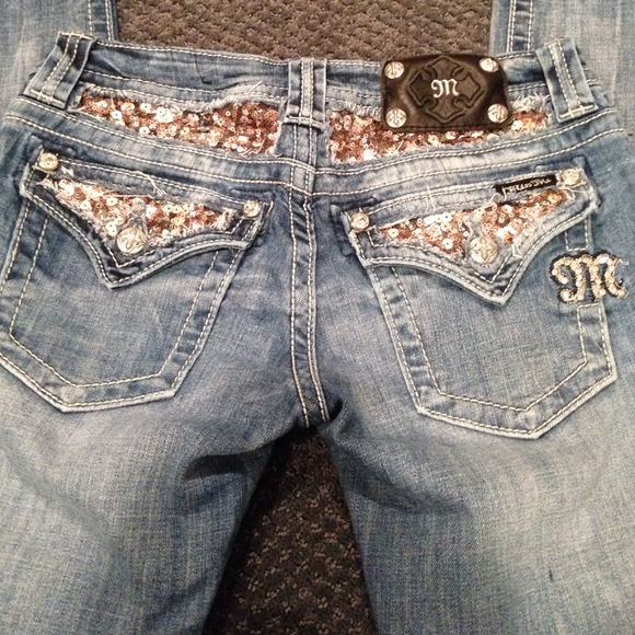 Miss Me Capri size 27