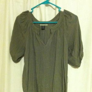 Oversize grey v-neck with sleeves
