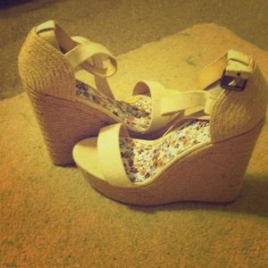Beige wedges!