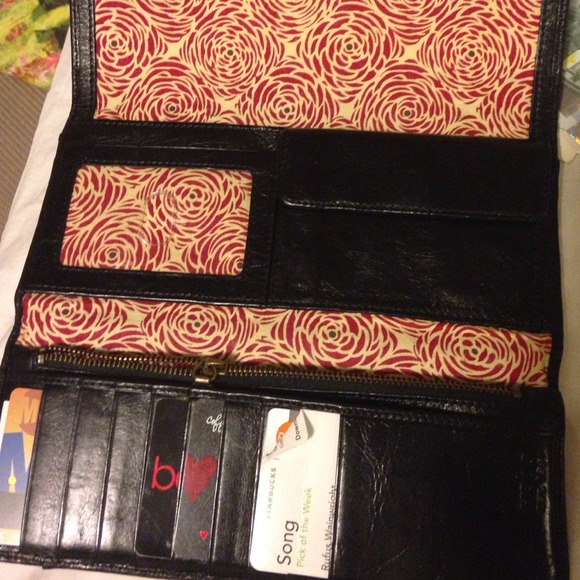 hobo trifold check book wallet/clutch - Picture 3 of 4