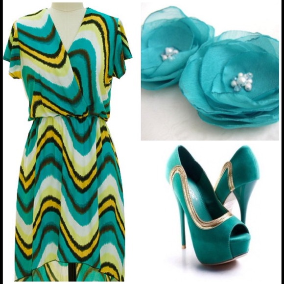 Jon and Anna Dresses & Skirts - ❤️Short Sleeves High Low Dress - Green Waves ❤️