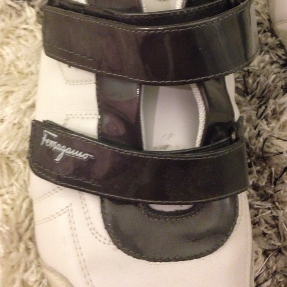 Men Ferragamo Shoes - Picture 3 of 4