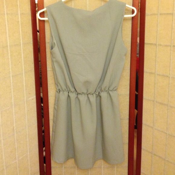 Dress - Picture 2 of 2