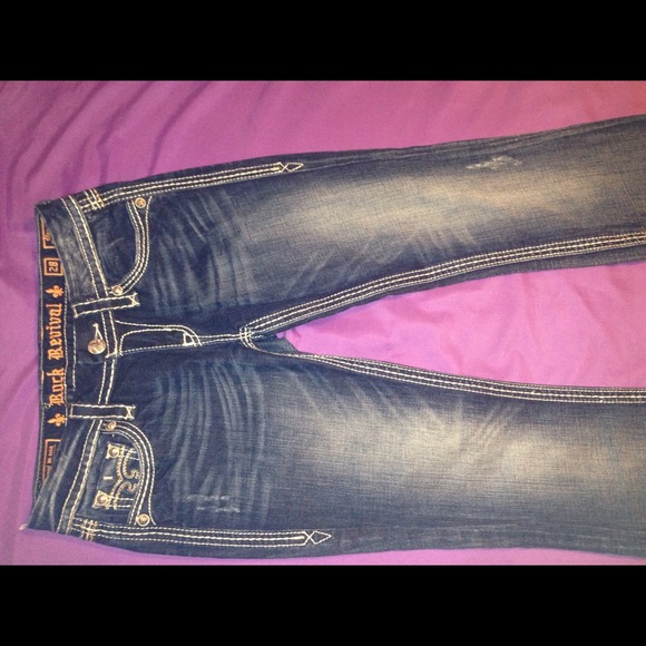 Rock revival jeans size 28.