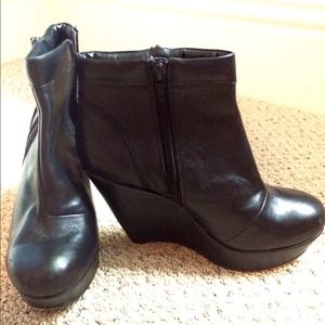 Italian leather mini boots