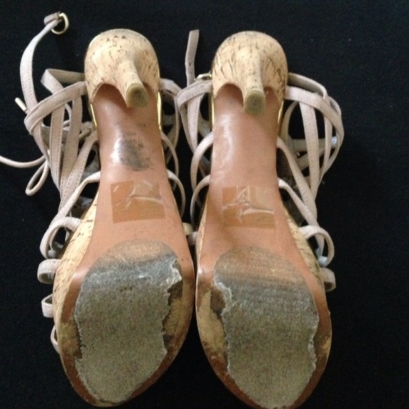 Sling-back cork heels!! - Picture 3 of 4