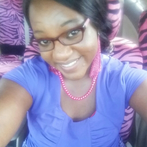 Meet your seller/ buyer - Picture 3 of 4