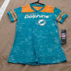 Miami Dolphins v-neck 🐬🐬