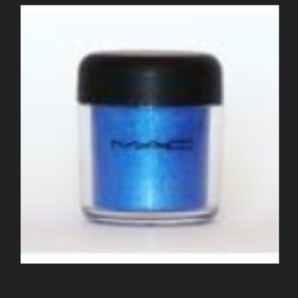Mac loose pigment. - Picture 2 of 2