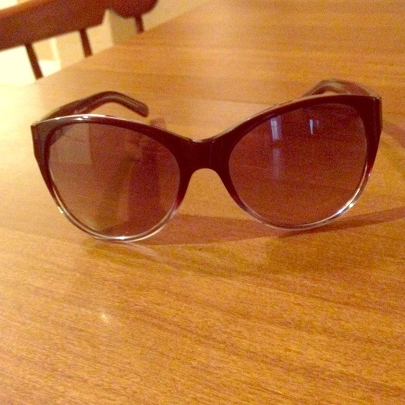 Tory Burch purple sunglasses