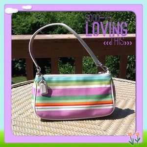 Coach mini bag                   🌟Host Pick 6/7🌟