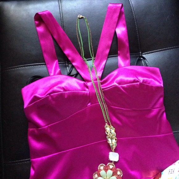 Fuchsia dress - Picture 2 of 3