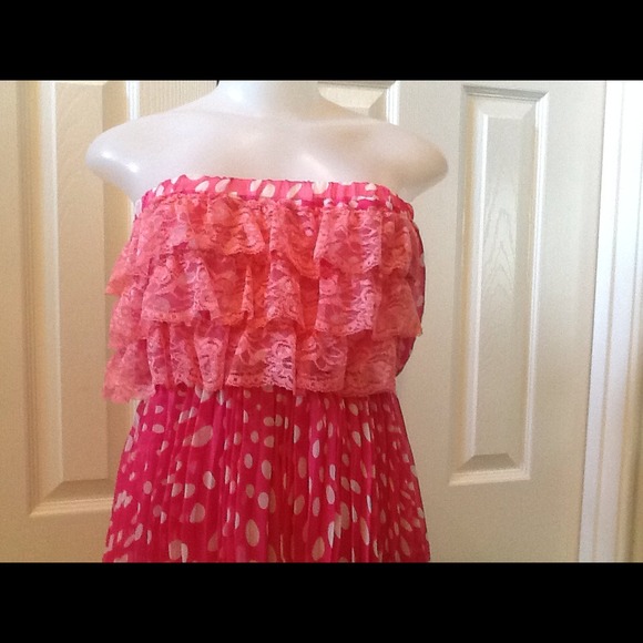 Dress - Picture 2 of 3