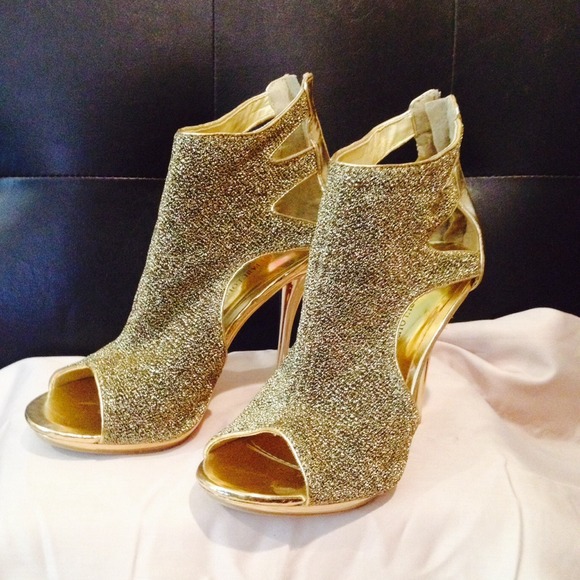 justfab gold heels