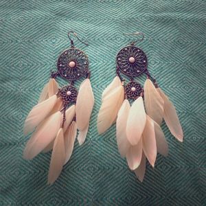 Forever 21 Dream Catcher Feather Earrings