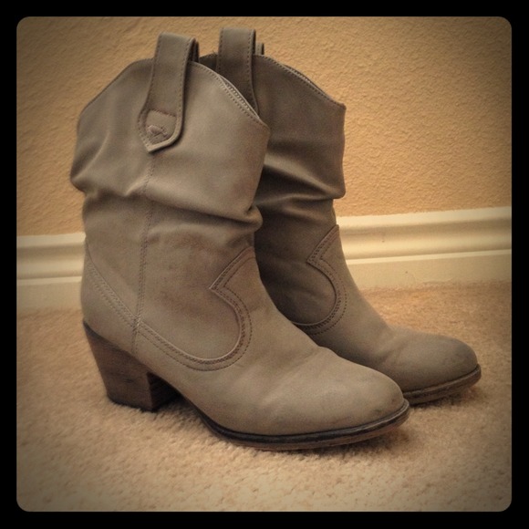 Grey Rocket Dog boots