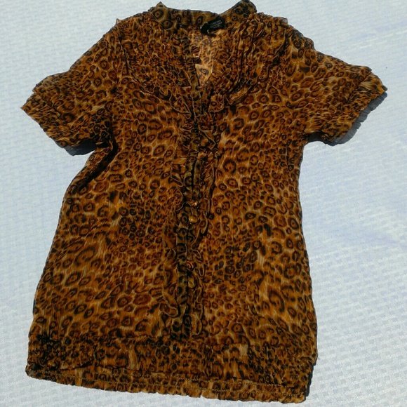 Sold🌵Leopard print sheer top