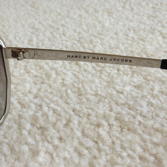 ?reduced?marc by marc jacobs gradient sunglasses