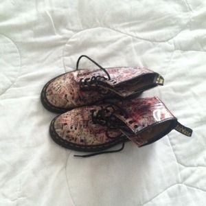 Doc martens London print size 7