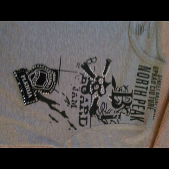 shirt scull n bones - Picture 2 of 2