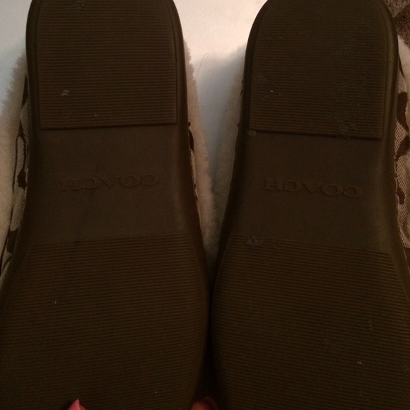 Traded Coach Moccasins - Picture 3 of 4