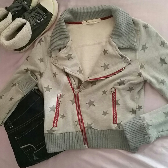 Forever 21  star swaterjacket