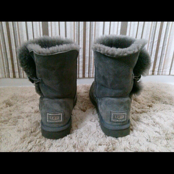 Bailey bling Uggs. - Picture 2 of 4