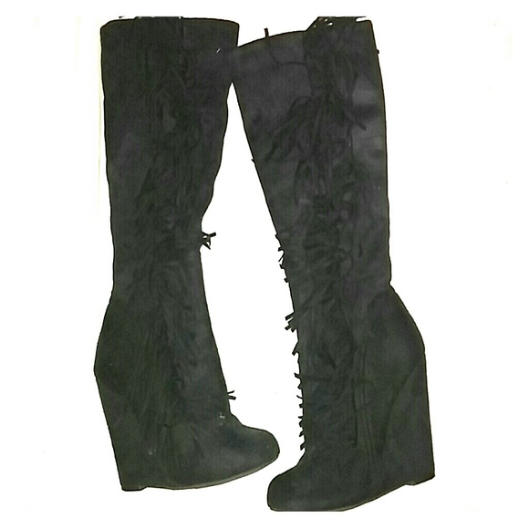 Boots - Picture 1 of 2