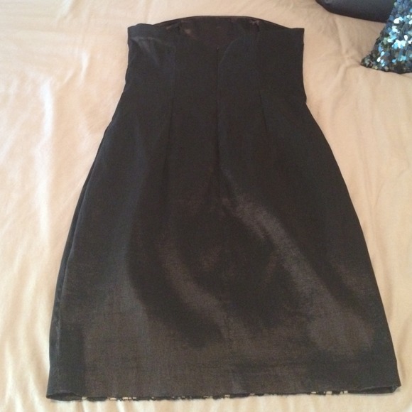 Cache' Strapless dress - Picture 2 of 3