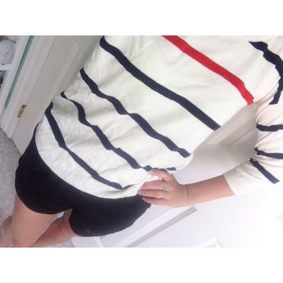 ‼️SOLD‼️Sweater