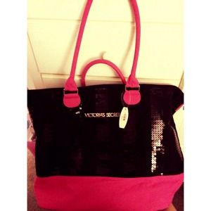 VS TOTE