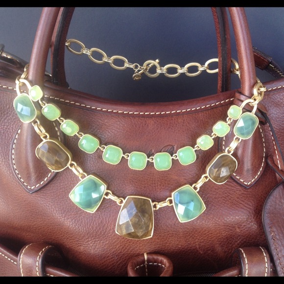 ❌SOLD❌ Statement Necklace - Picture 2 of 3