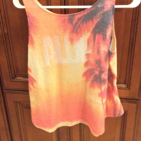 Beachy muscle tank!