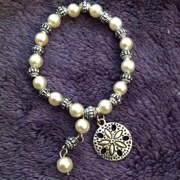 Stretch bracelet with a charm