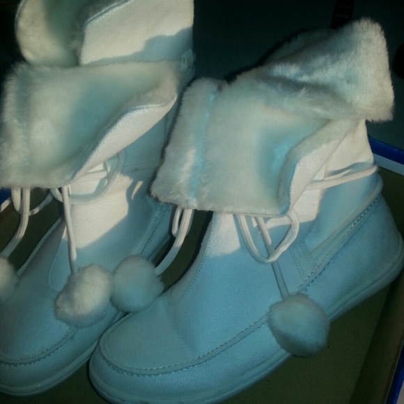 White suede boots