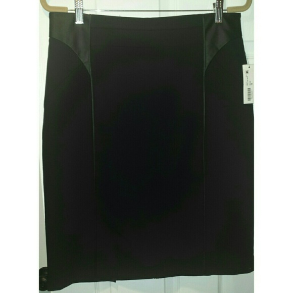 Pencil Skirt w/faux leather trim