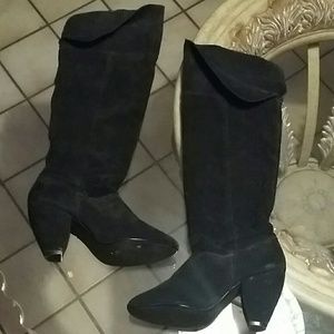 Beautiful  black boots