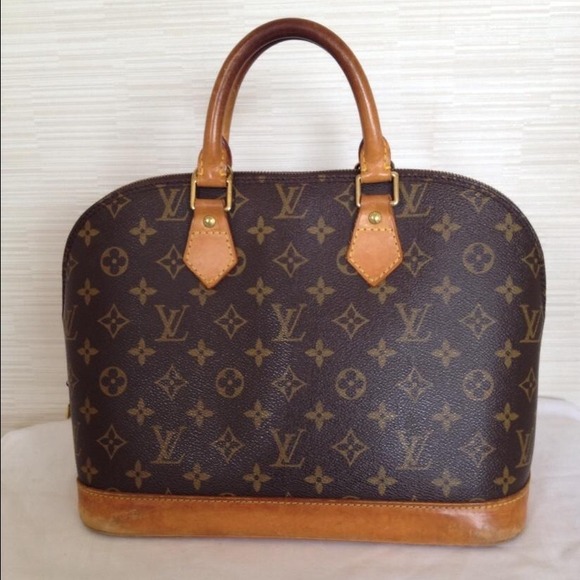 Louis Vuitton Alma