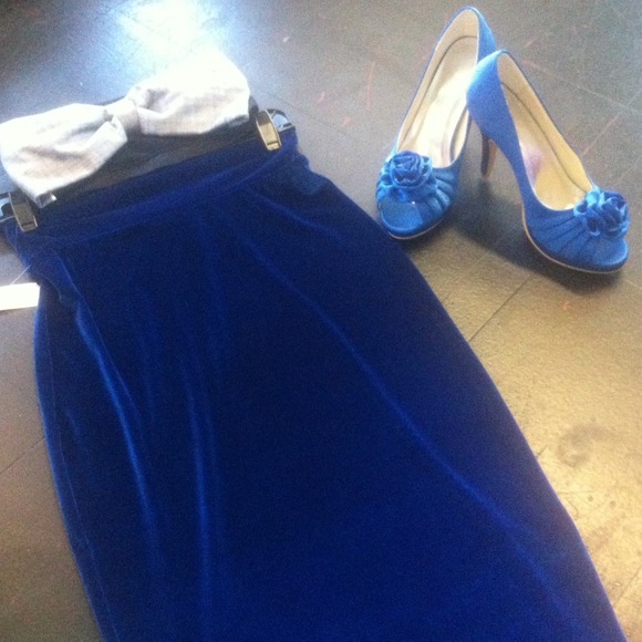 Blue shoes with bow