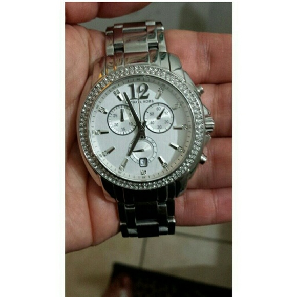 Just bought but i need money