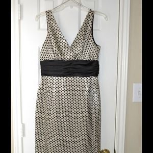 Black & Cream silky lined dress.