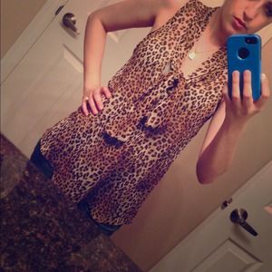 ❤️SOLD❤️ Cheetah shirt