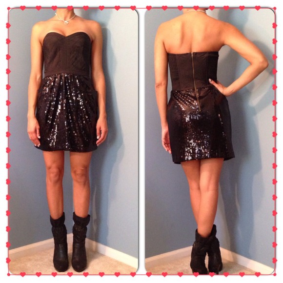 ✂️SOLD✂️Pure Sugar Quilted Corset Sequined Dress - Picture 2 of 3
