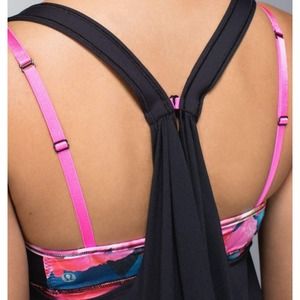 Luluemon Breathe & Flow Tank BRAND NEW